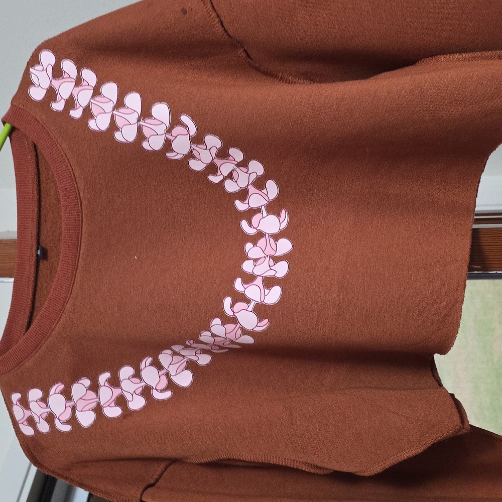 Plumeria Lei Crop Sweater